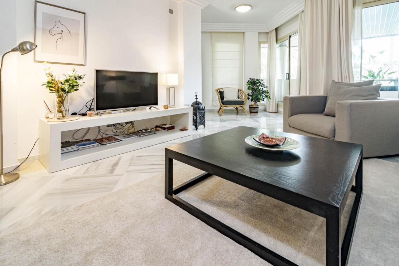 FA- Luxury 2 bedroom apt Fuente Aloha Marbella Exterior foto